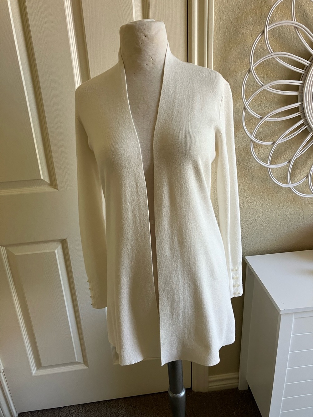 Cyrus Cream Open-Front Women's Cardigan